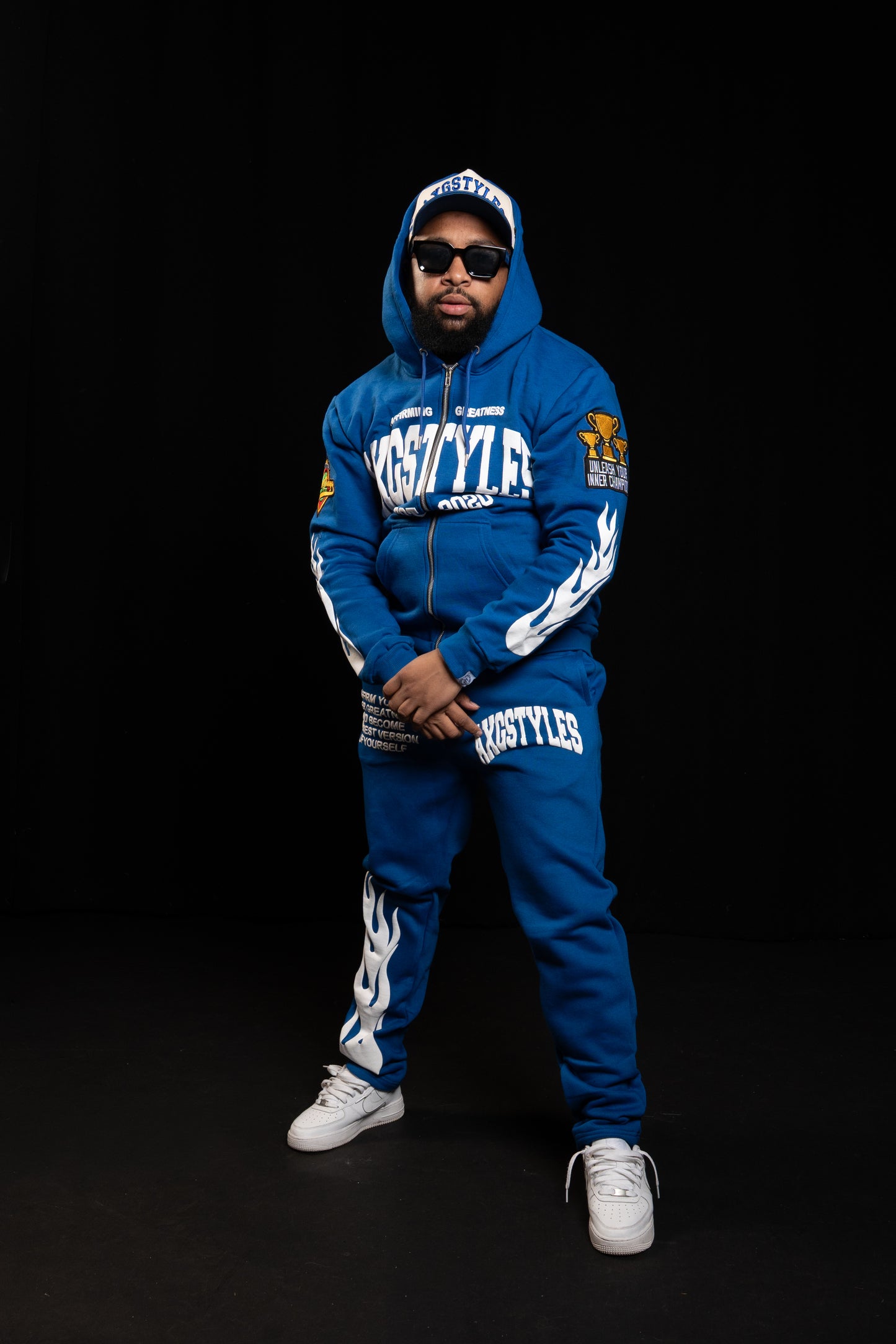 "TRUST IN YOURSELF" HOODIES (BLUE/WHITE)